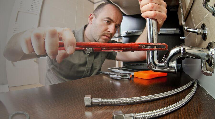 Professional clogged toilet repair in Hillsboro, MO
